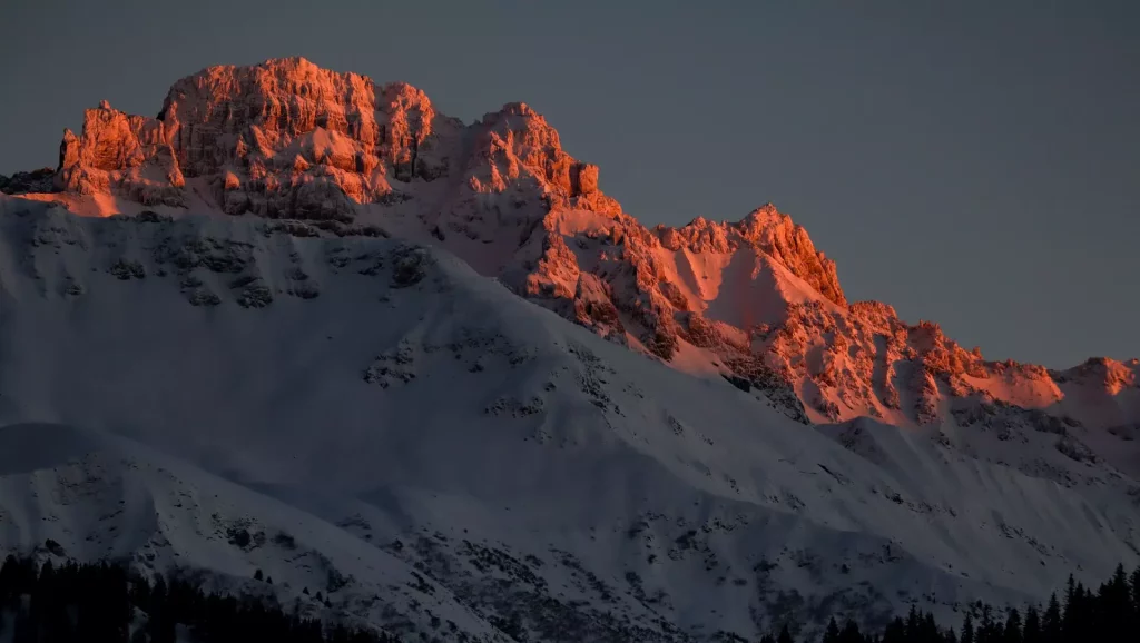 Adventurous Proposal in the French Alps: Romance in the Snow