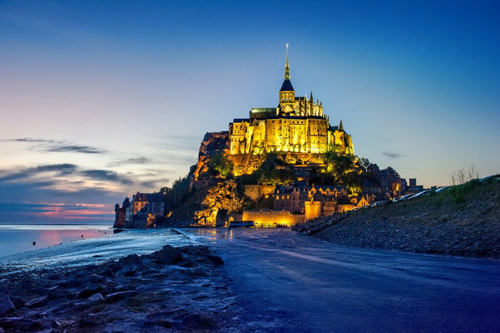 Romance Awaits at Mont Saint-Michel: The Ultimate Proposal Spot