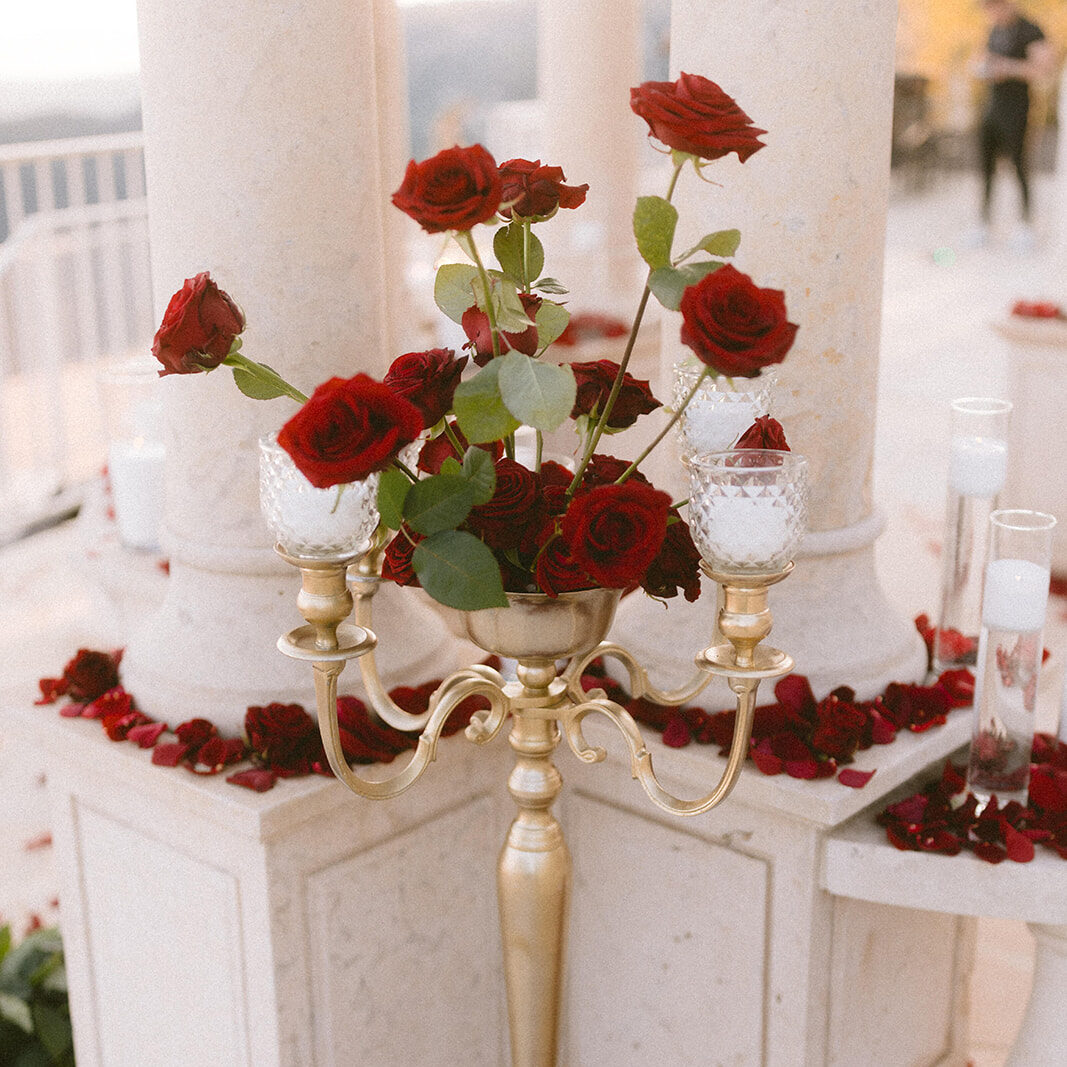 Romantic Proposal on the French Riviera : Idyllic moment in Èze