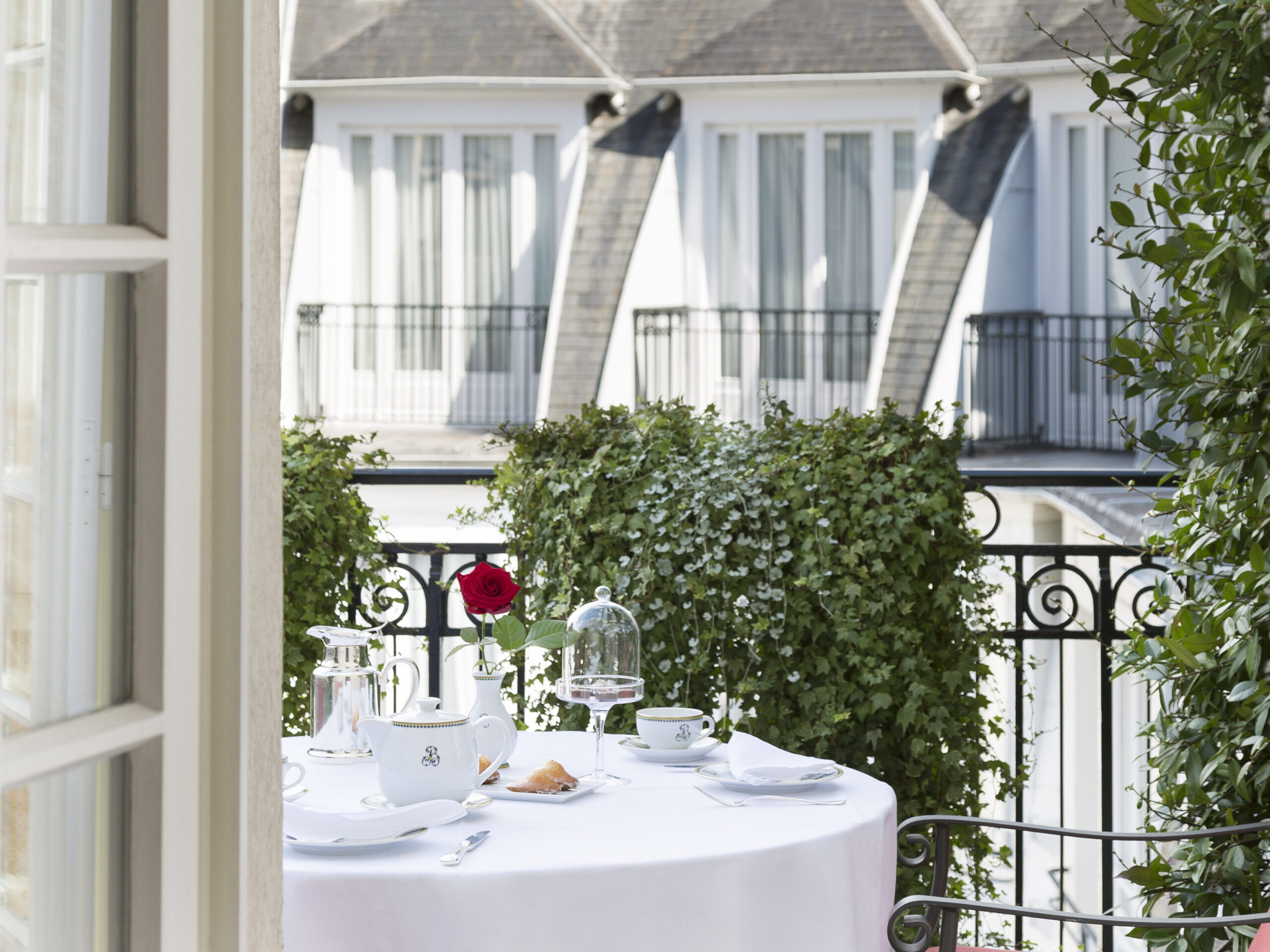 The Top 7 Luxury Palace Hotels in Paris