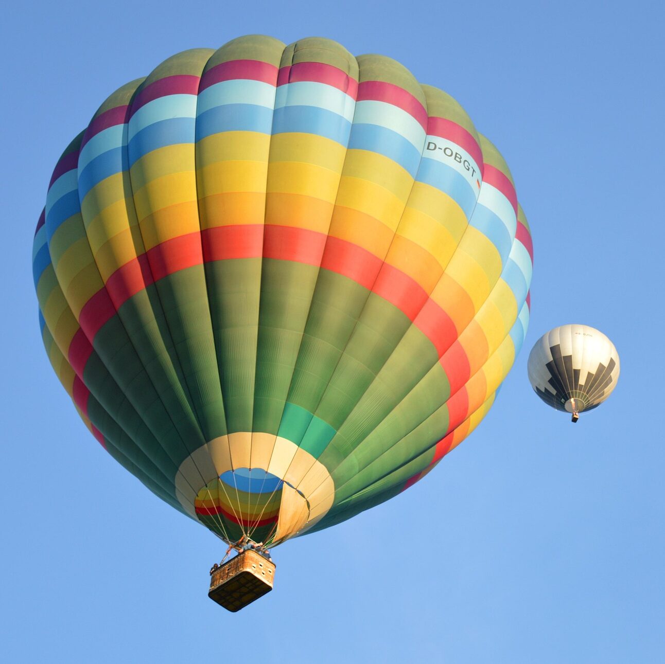 5 Breathtaking Hot Air Balloon Luxury Experiences in Europe