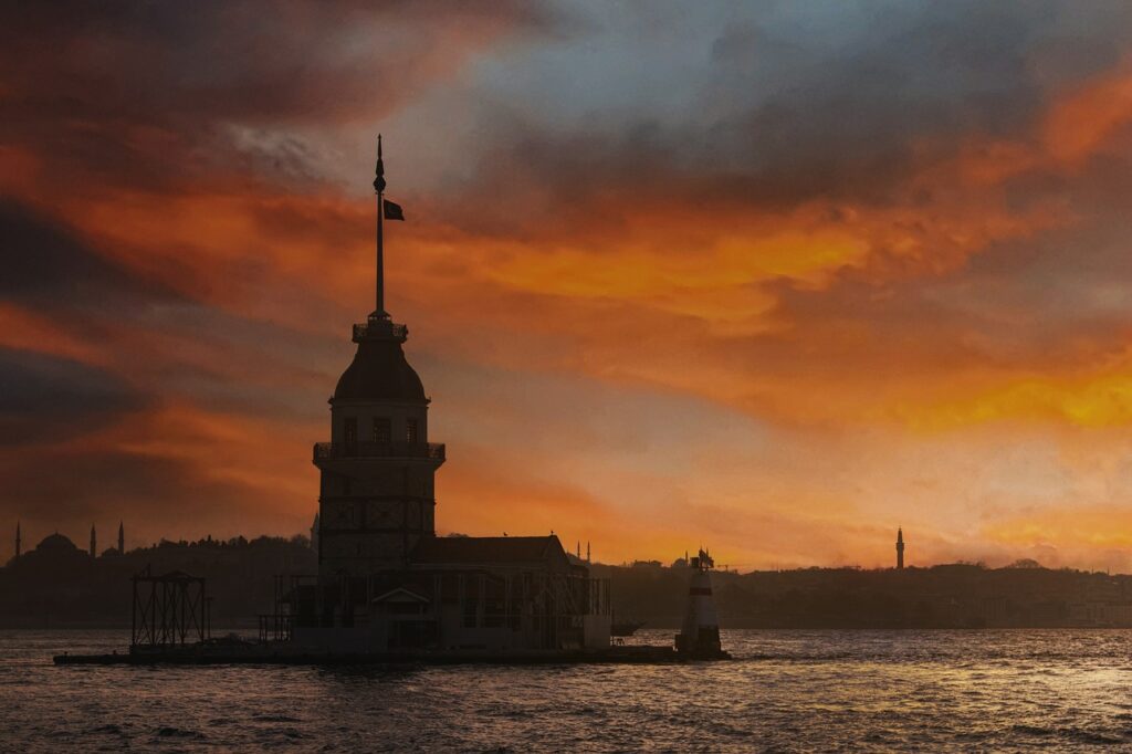 Exploring Istanbul Through the Eyes of Şerif Yenen