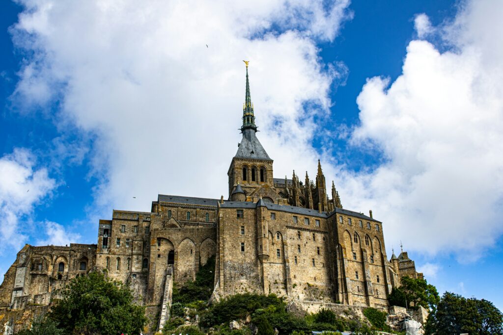 Experience Mont Saint-Michel: Tides & Seasons Guide