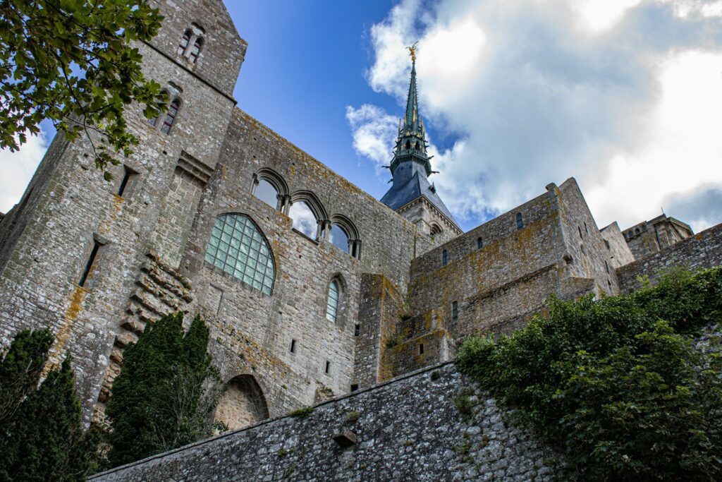 Experience Mont Saint-Michel: Tides & Seasons Guide